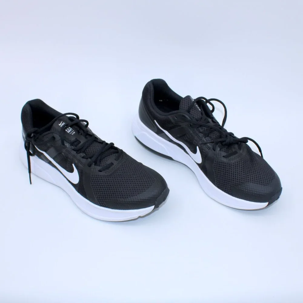 Nike Run Swift 2 Black White Size 12 NWOT - Picture 4 of 8